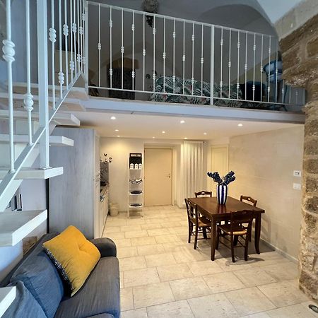 Handy Suite Idromassaggio Brindisi Buitenkant foto