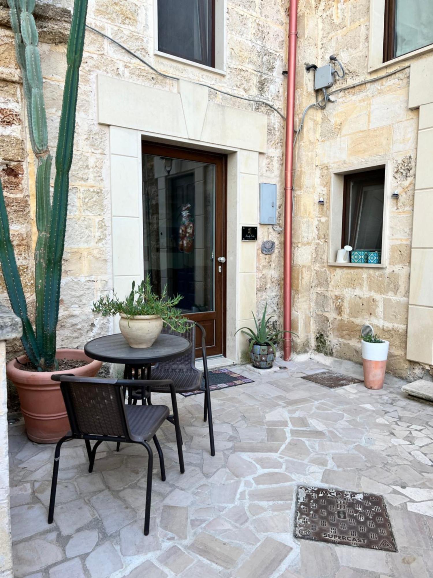 Handy Suite Idromassaggio Brindisi Buitenkant foto